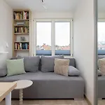 Family Apartment With Air Conditioning With 3 Bedrooms In Cracow By Noclegi Renters
